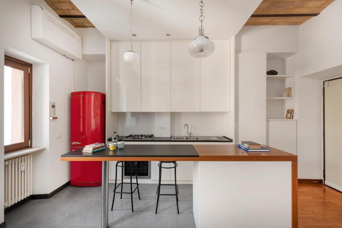 Apartment Hip Pad In Garbatella *